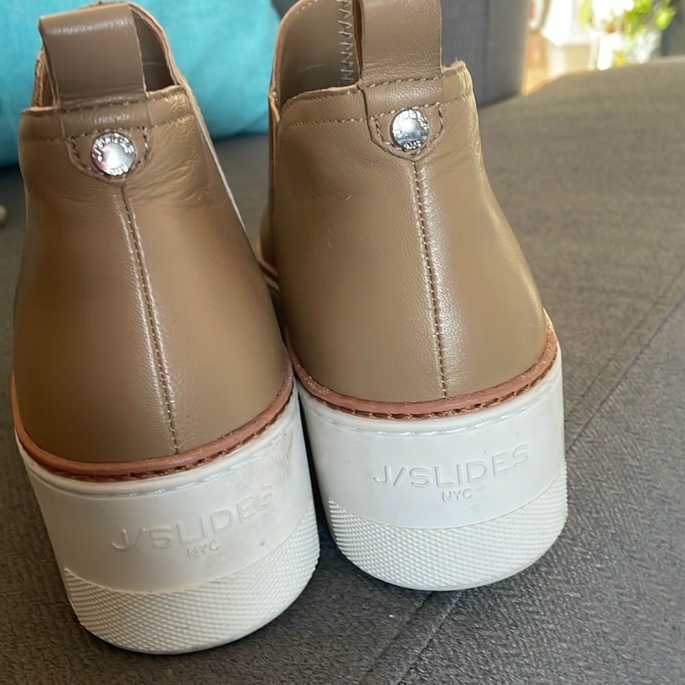 Wore 3 times. Like brand new.